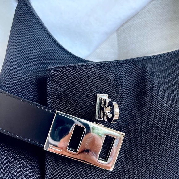 Salvatore Ferragamo small Shoulder Bag - Picture 4 of 14